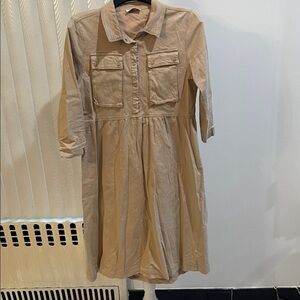 Elegant Tan Midi Dress with Pockets great condition size extra small